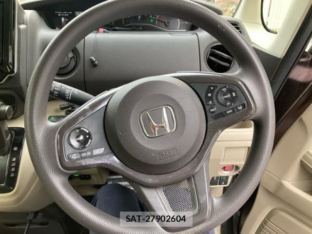 Honda N BOX 2019-05 8526047-16