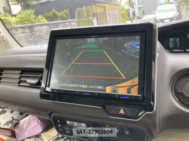 Honda N BOX 2019-05 8526047-21