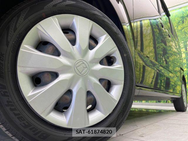 Honda N BOX 2017-06 8526028-12
