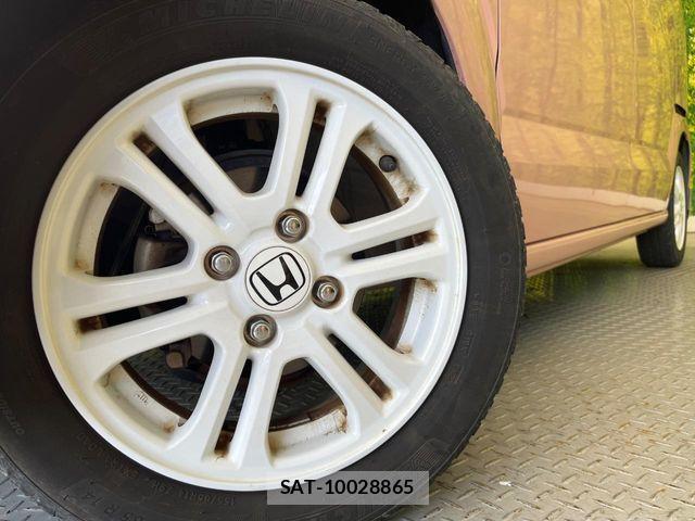 Honda N BOX 2016-07 8526029-12