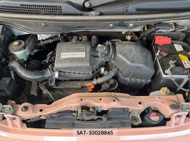 Honda N BOX 2016-07 8526029-17
