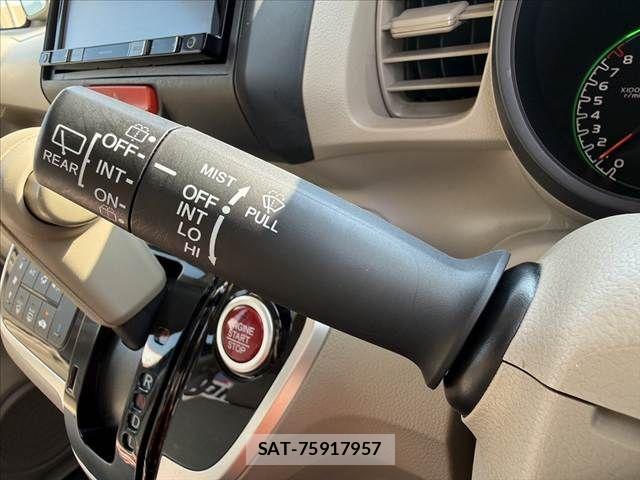 Honda N BOX 2015-07 8526046-24