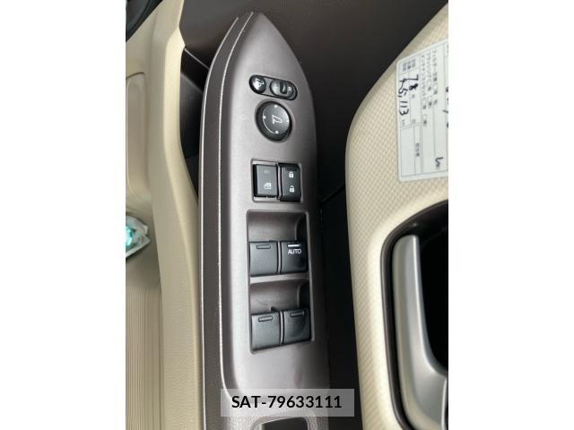Honda N BOX 2018-04 8526039-12
