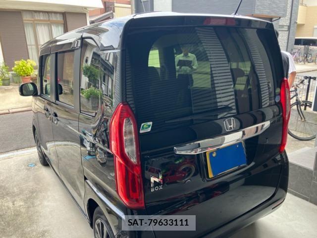 Honda N BOX 2018-04 8526039-2