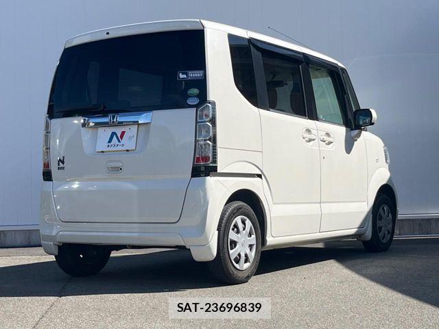 Honda N BOX 2012-05 8526058-16