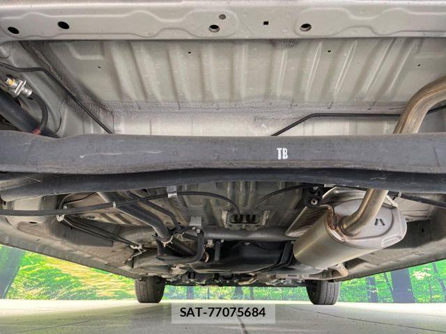Honda N BOX 2020-06 8526032-18