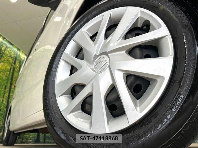 Honda N BOX 2017-11 8526038-11