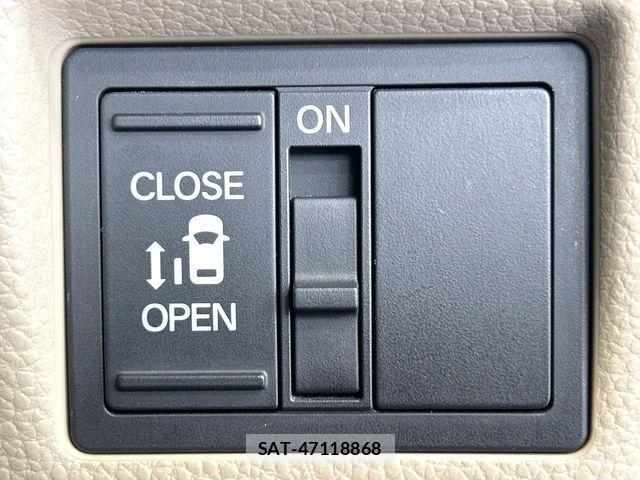Honda N BOX 2017-11 8526038-4