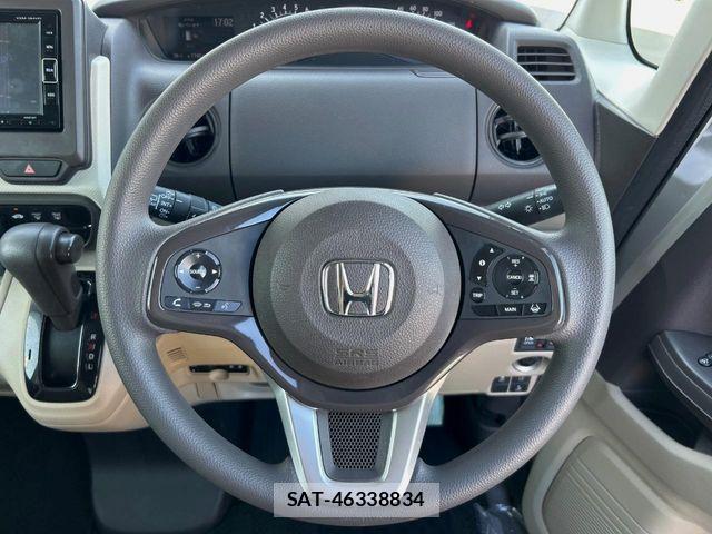 Honda N BOX 2017-11 8526013-10