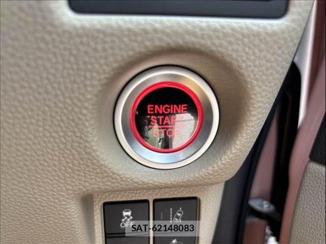 Honda N BOX 2018-05 8526031-18