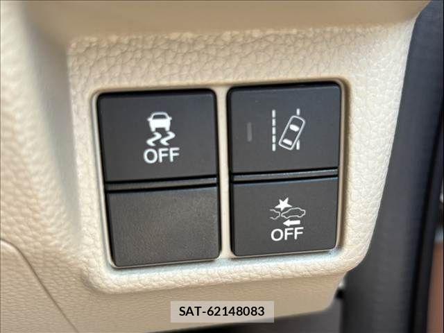 Honda N BOX 2018-05 8526031-22