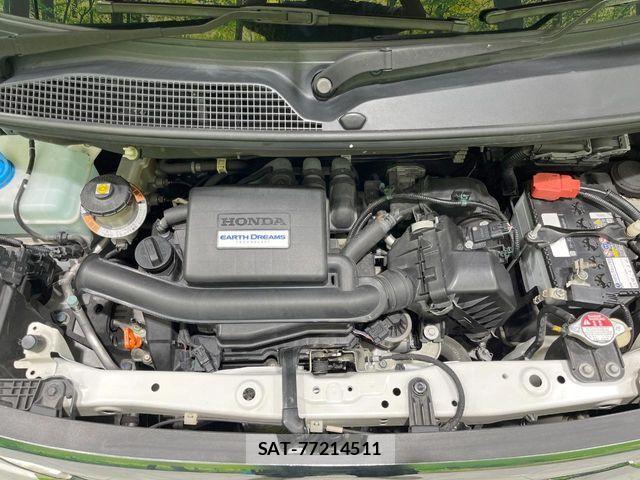 Honda N BOX 2018-10 8526037-17