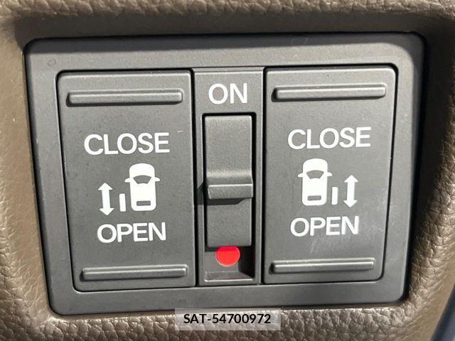 Honda N BOX 2021-06 8525972-2