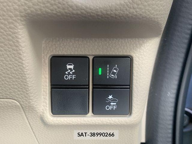 Honda N BOX 2018-03 8526041-13