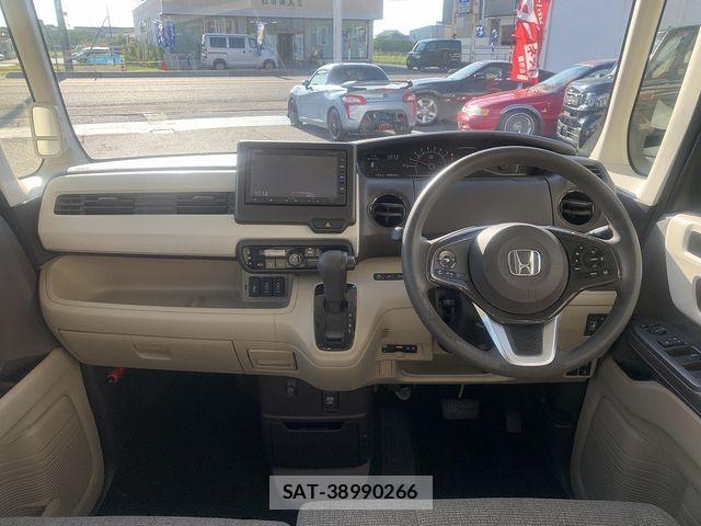Honda N BOX 2018-03 8526041-2