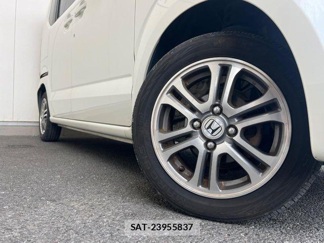 Honda N BOX 2014-03 8562863-12