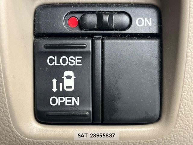 Honda N BOX 2014-03 8562863-4