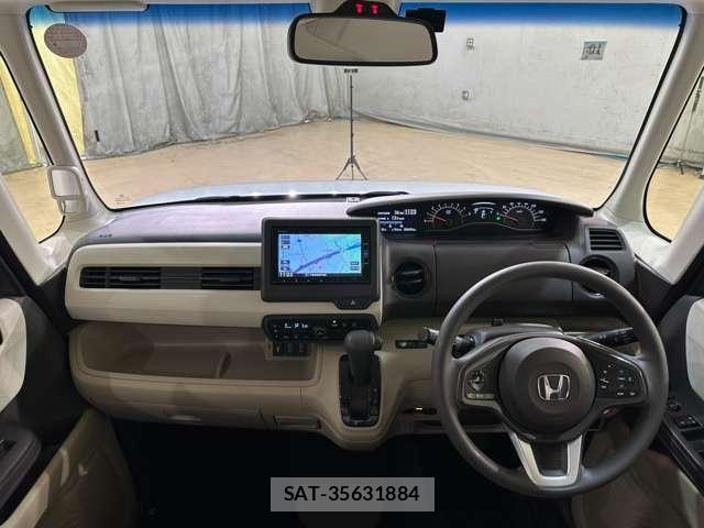 Honda N BOX 2018-10 8562851-18