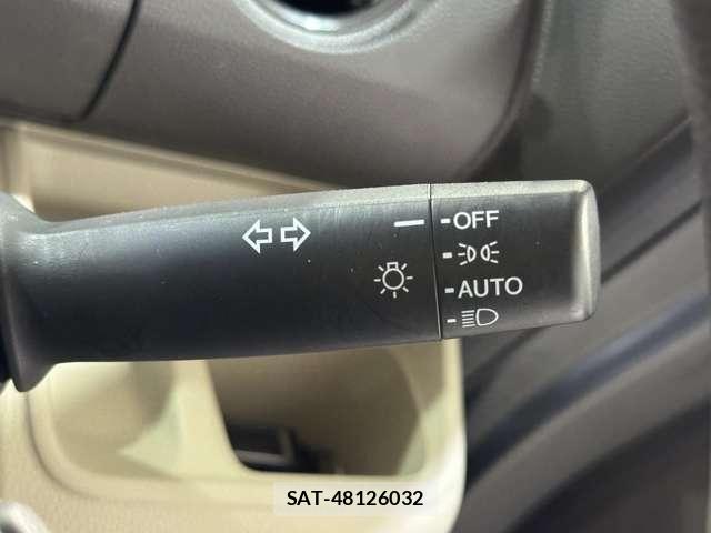 Honda N BOX 2018-11 8562858-11