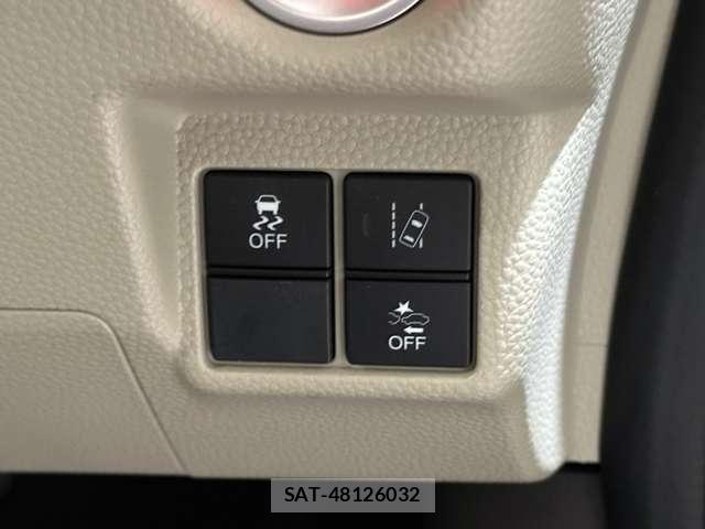 Honda N BOX 2018-11 8562858-15