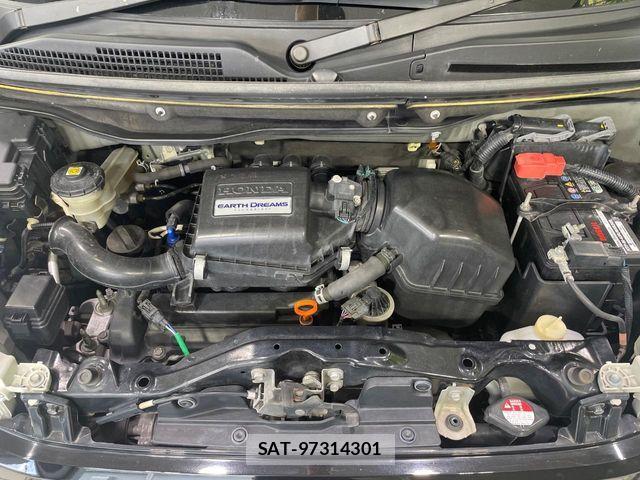 Honda N BOX 2016-02 8562866-17