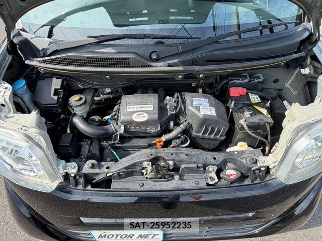 Honda N BOX 2014-08 8562869-24