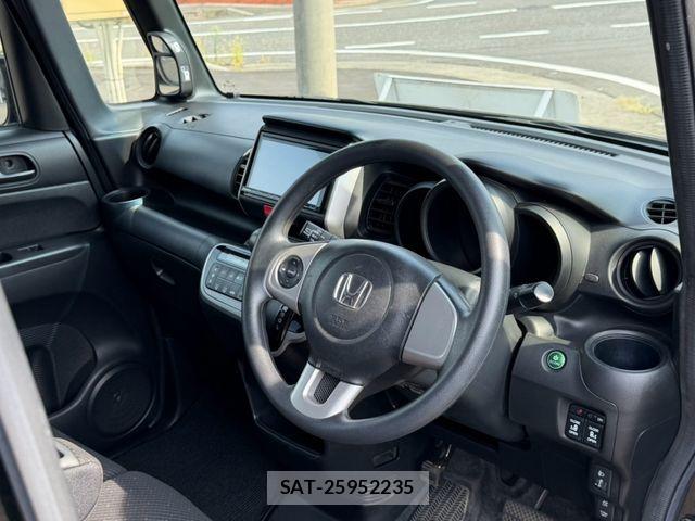Honda N BOX 2014-08 8562869-25