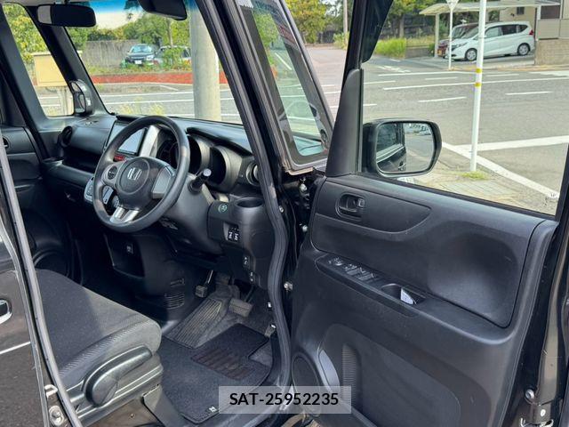 Honda N BOX 2014-08 8562869-28