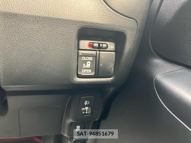 Honda N BOX 2016-02 8562870-20