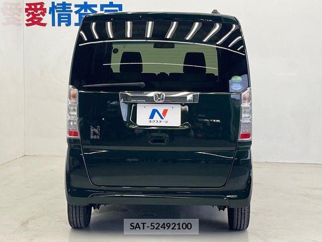 Honda N BOX 2017-02 8562864-14