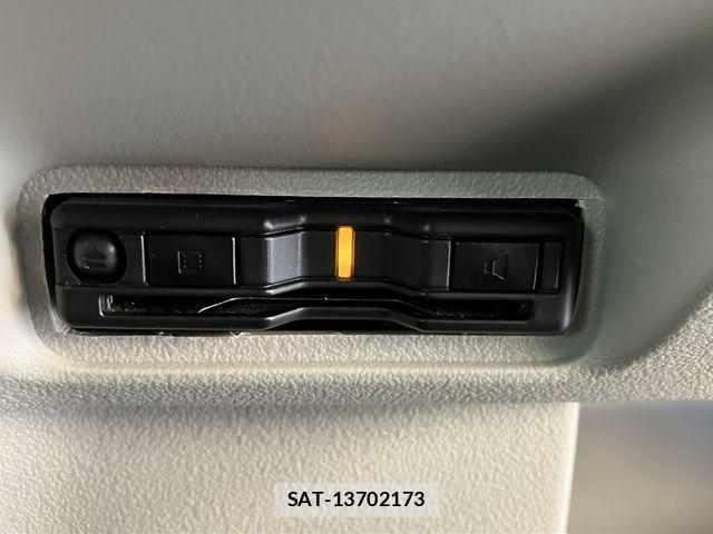 Honda N BOX 2024-05 8562845-12
