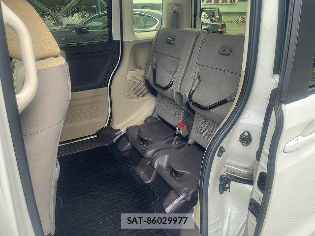 Honda N BOX 2020-06 8562844-21