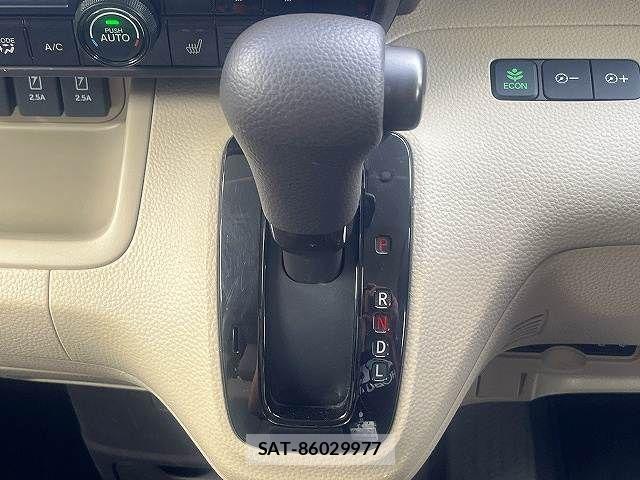 Honda N BOX 2020-06 8562844-25