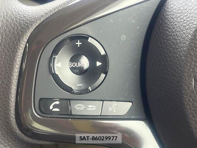 Honda N BOX 2020-06 8562844-27
