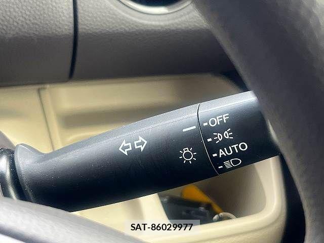 Honda N BOX 2020-06 8562844-28