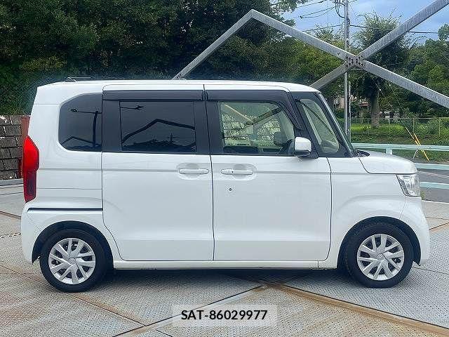 Honda N BOX 2020-06 8562844-3