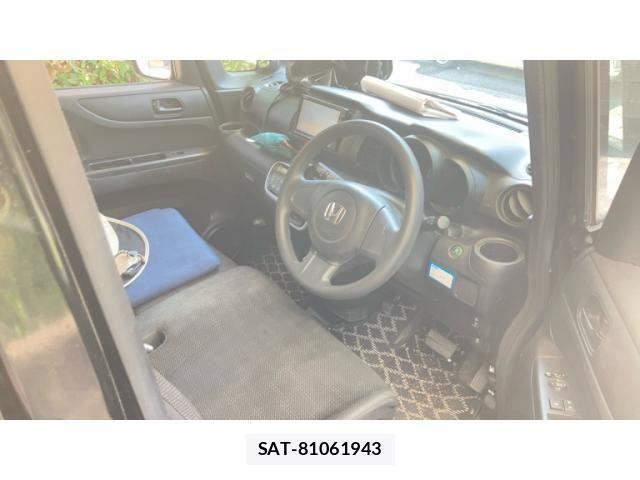 Honda N BOX 2017-09 8562872-11