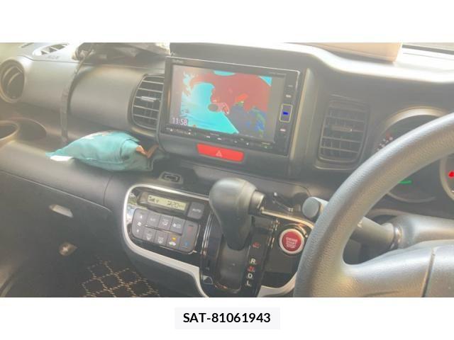 Honda N BOX 2017-09 8562872-15