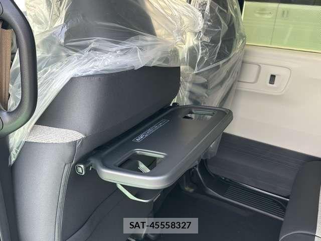Honda N BOX 2026-05 8562837-9