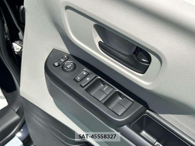 Honda N BOX 2026-05 8562837-15