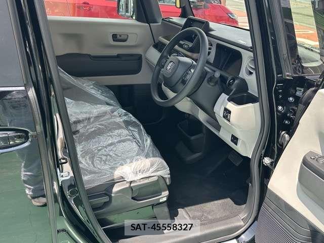 Honda N BOX 2026-05 8562837-16
