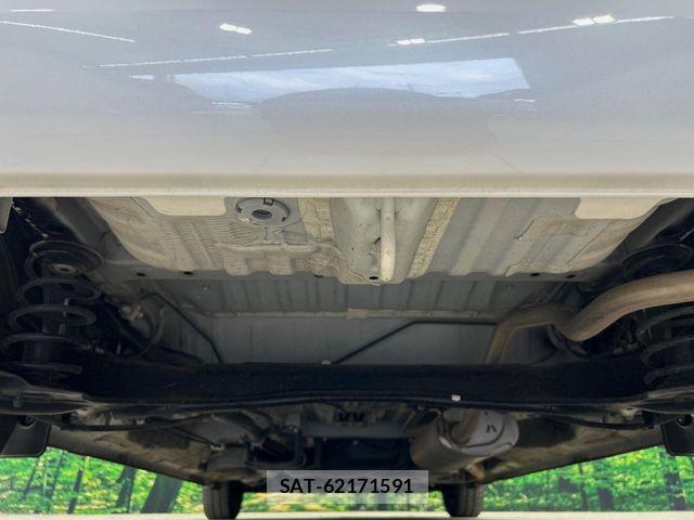 Honda N BOX 2019-01 8562842-18
