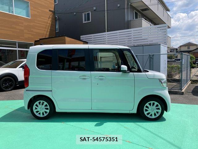 Honda N BOX 2021-05 8562852-12