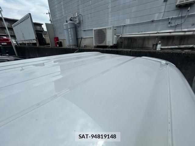 Honda N BOX 2020-04 8562848-12