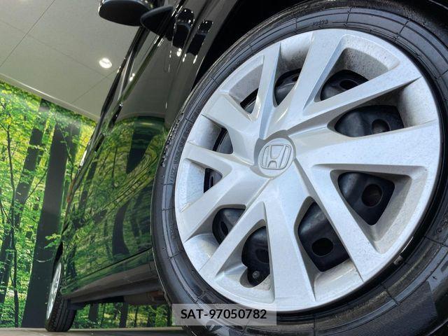 Honda N BOX 2022-04 8562833-12