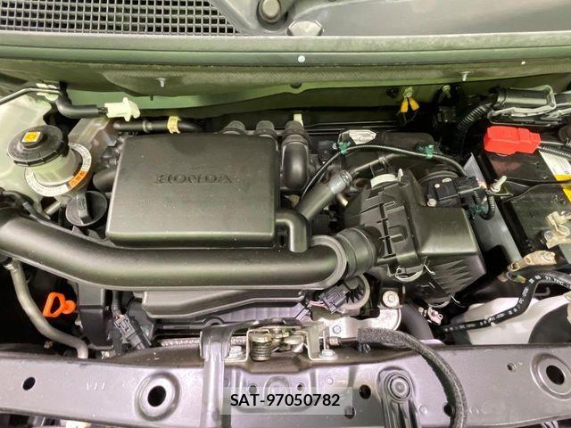 Honda N BOX 2022-04 8562833-17