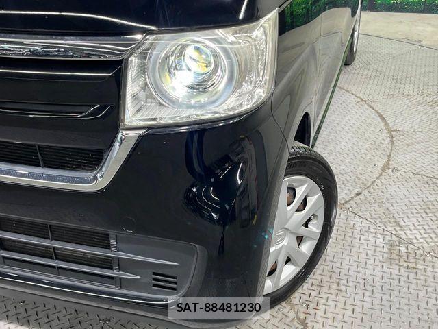 Honda N BOX 2018-06 8562847-11
