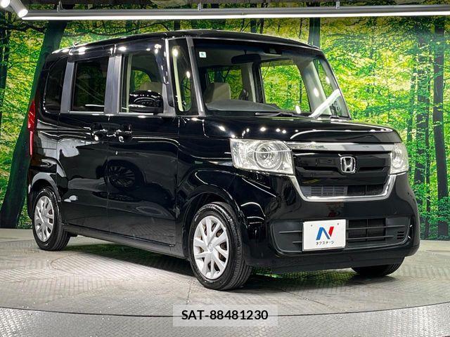 Honda N BOX 2018-06 8562847-15