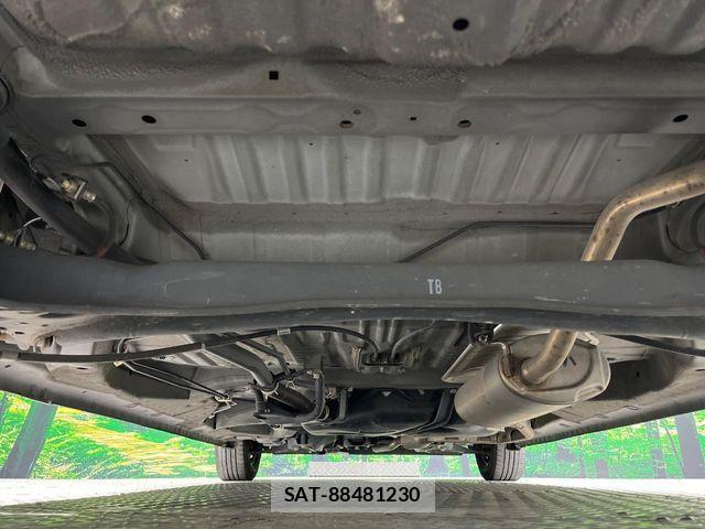 Honda N BOX 2018-06 8562847-18
