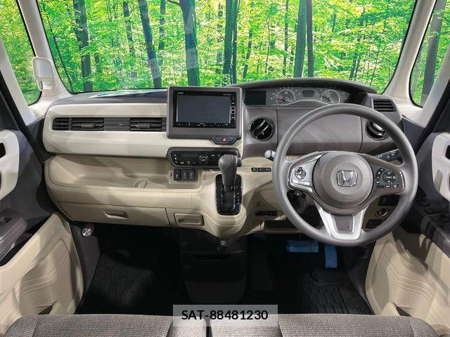Honda N BOX 2018-06 8562847-1